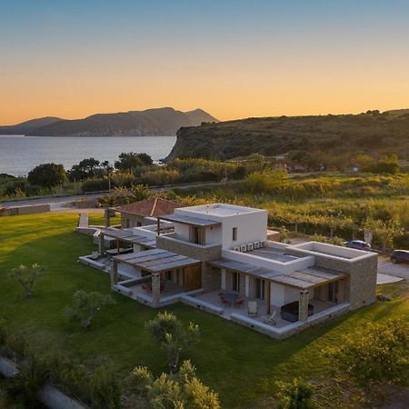 Quinta Essentia Suites Foiníki Exterior foto