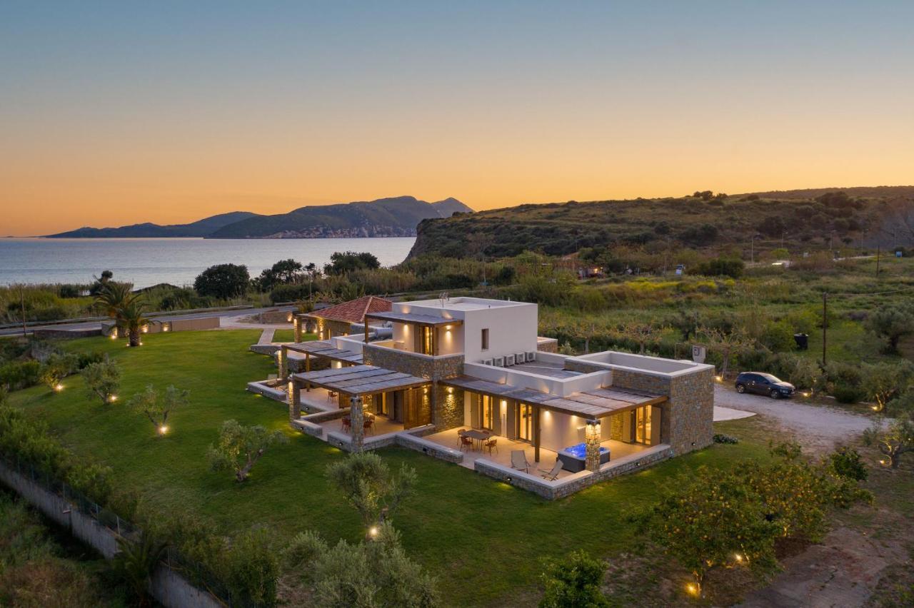 Quinta Essentia Suites Foiníki Exterior foto